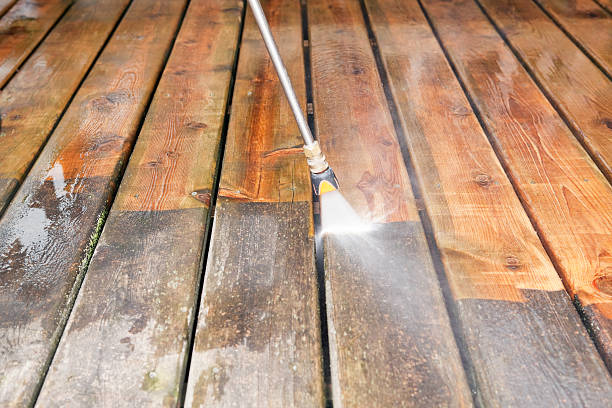 Fence Pressure Washing in Nanuet, NY